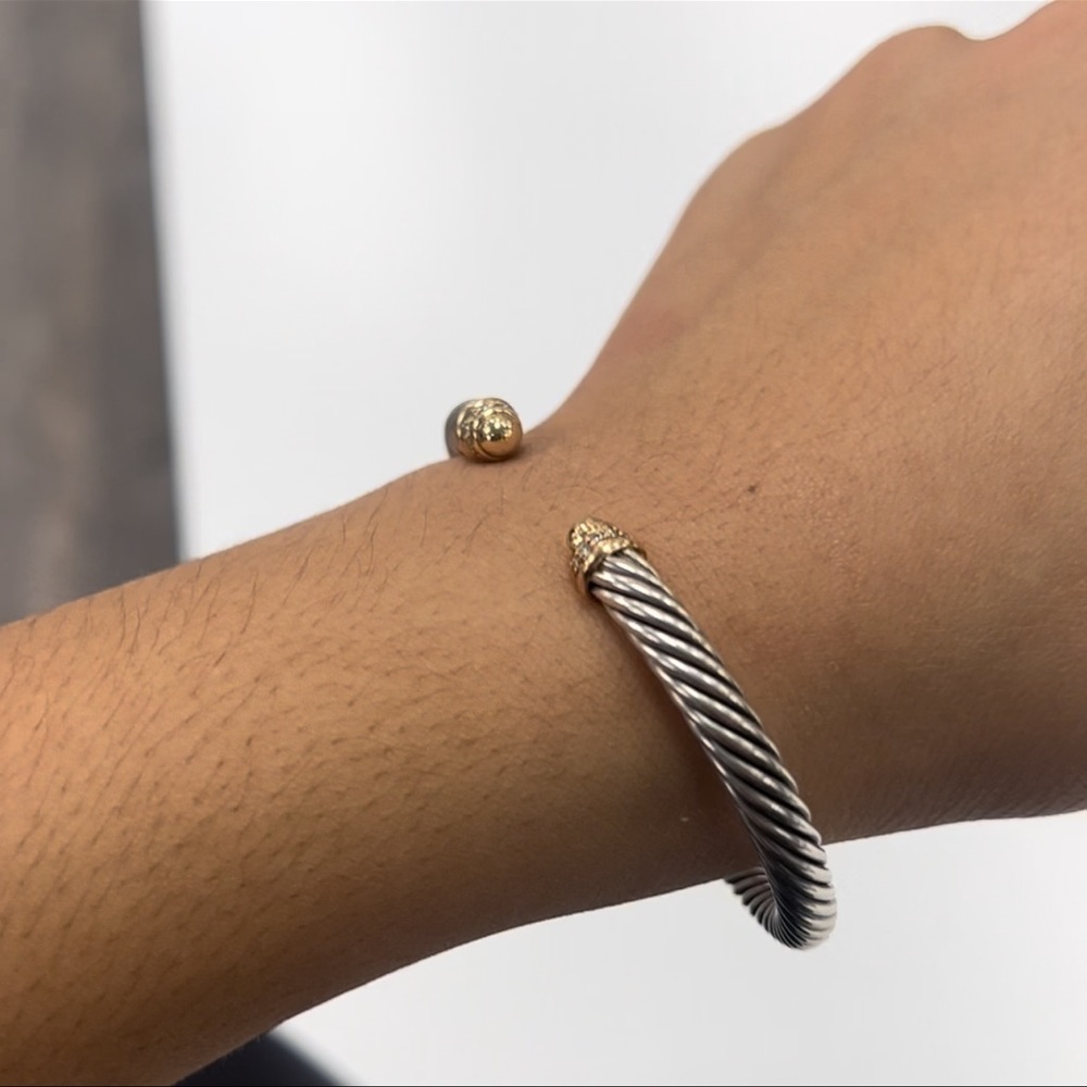 David Yurman Cable Classics Bracelet w/ 18K Yellow Gold Domes and Pavé Diamonds - Picture 9 of 12